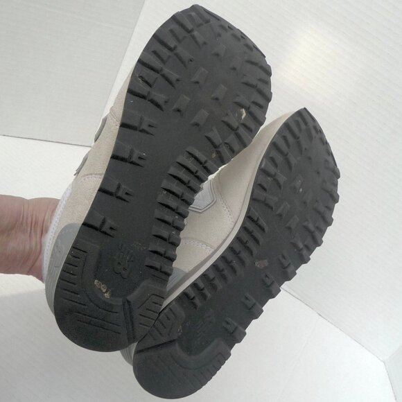 NEW BALANCE 574 SNEAKERS SIZE 8 WIDE - Picture 3 of 9